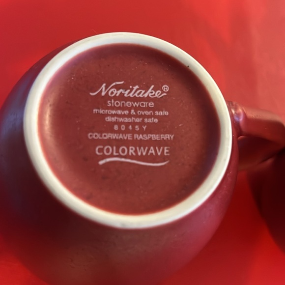 Noritake Colorwave Raspberry Mug - Picture 2 of 2